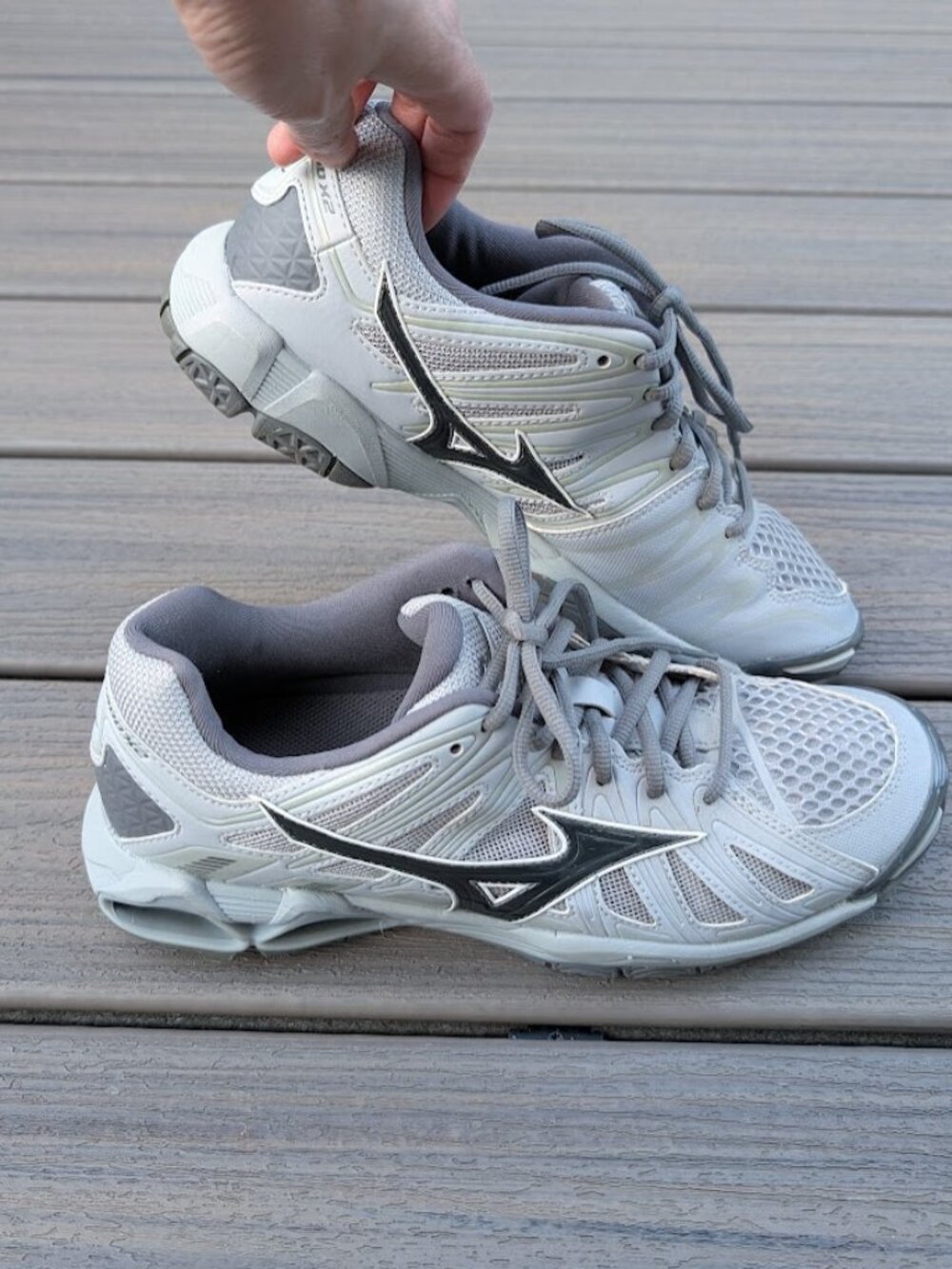Mizuno Wave Tornado X2 Gray Mesh Athletic Volleyball Shoes Womens Sz: US 11